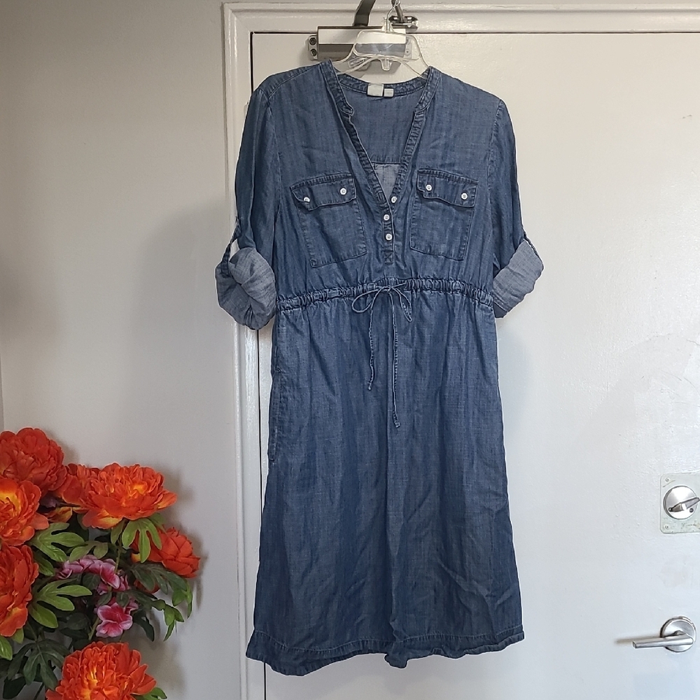 GAP Maternity Jean Denim Dress Blue Long Sleeve Buttoned Sundress